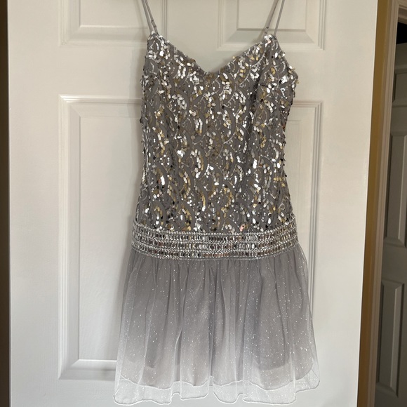 Speechless Women's Sequin Sleeveless Party Dress - Short Shift Dress With Spaghetti Straps For Special Occasions